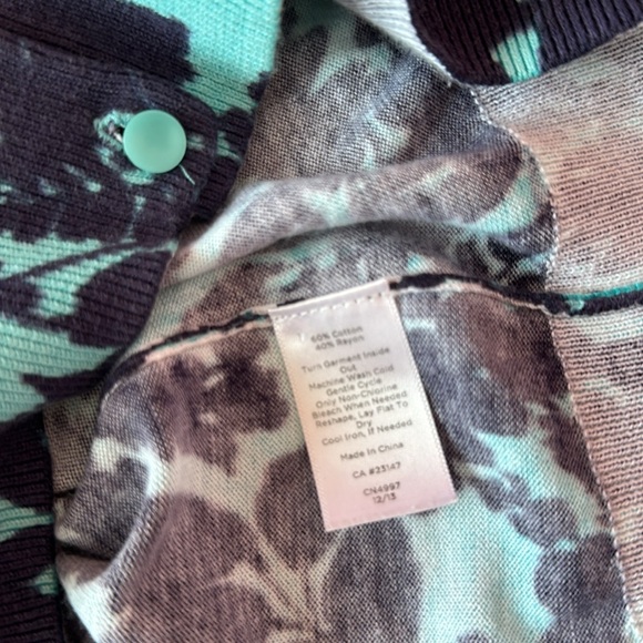 Talbots multicolored women’s cardigan size large - Picture 4 of 4